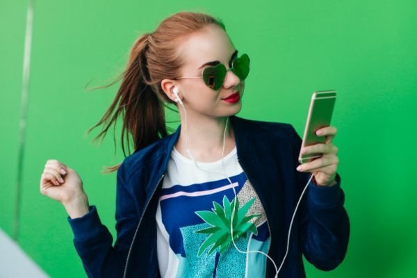 Verizon Free 5G Phone