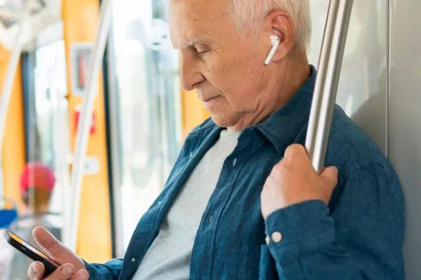 Free Smartphone for Seniors